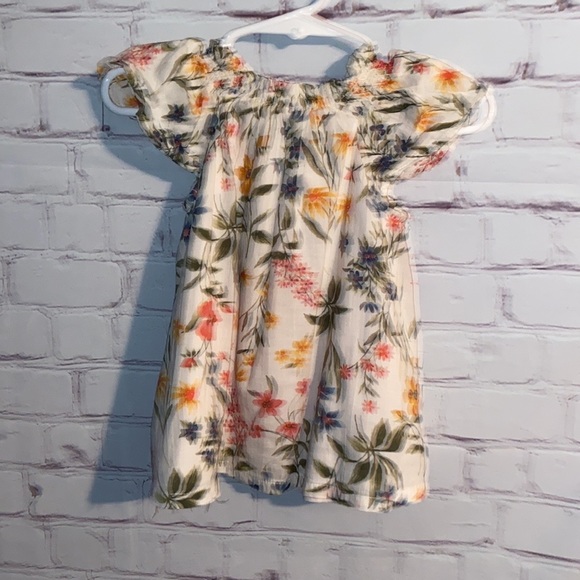🌸Old Navy Floral Top Size 2T - Picture 3 of 5
